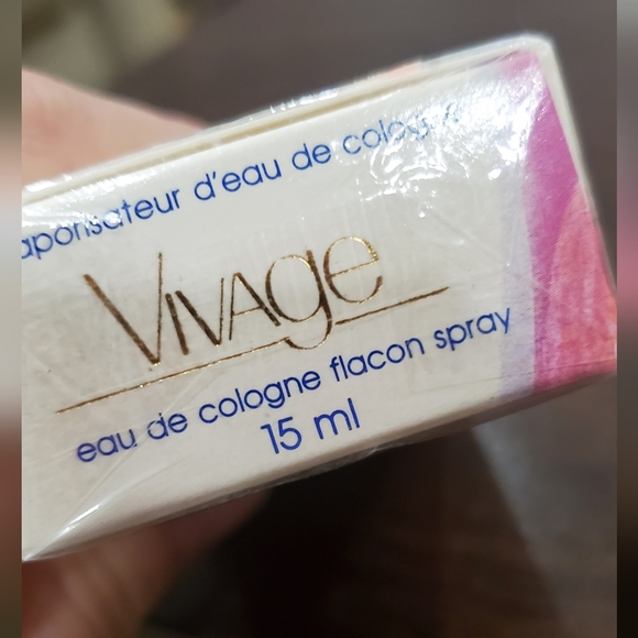 🌻"Vivage Jour" by Louis Feraud fragrance - Picture 3 of 5